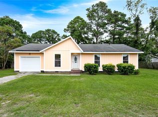 6518 Bailey Lake Rd, Fayetteville, NC 28304