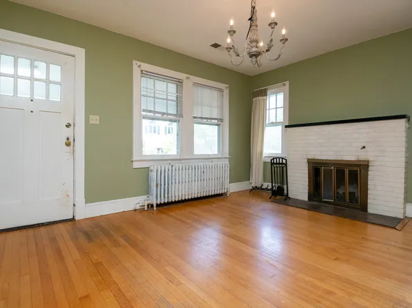 931 N Edgewood St, Arlington, VA 22201