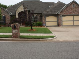 2308 Redrock Dr, Edmond, OK 73003