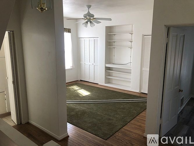 1st image of 511 1/2 Jefferson St #511-1/2