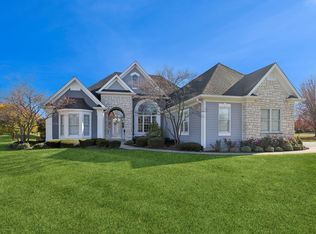 8400 Trevino Way, Crystal Lake, IL 60014