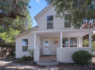 907 Chestnut St, Corning, CA 96021