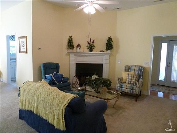 5th image of 5247 SE Minnesota Drive
