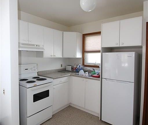 5th image of 101-107 2nd AVENUE W
