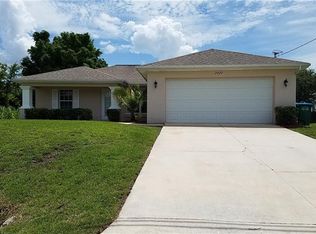 2427 NE 22nd Ave, Cape Coral, FL 33909