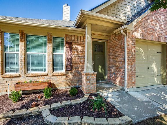 3rd image of 4905 Ambrosia Dr
