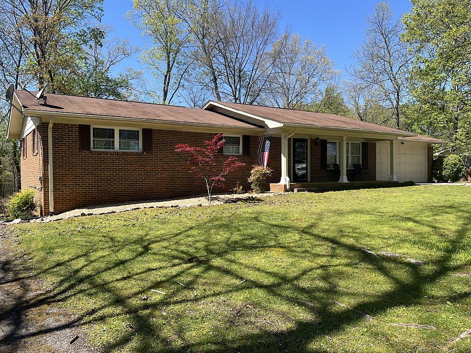1st image of 3813 Woodbine Cir NW