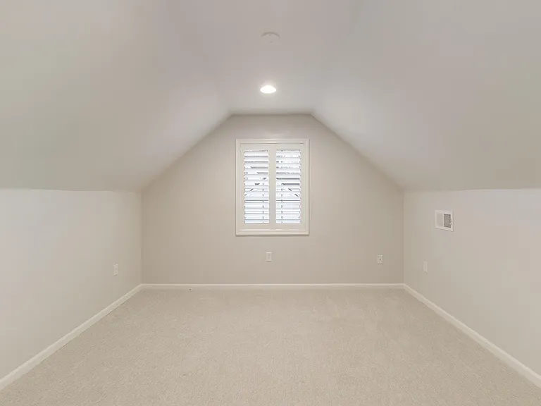 7343 Rosewood St — Photo 34