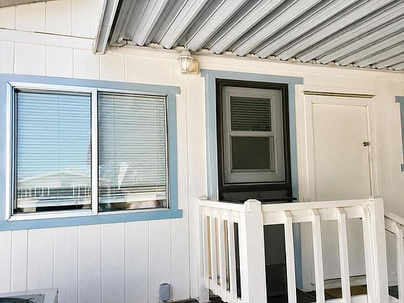 4th image of 8975 Lawrence Welk Dr Space 4