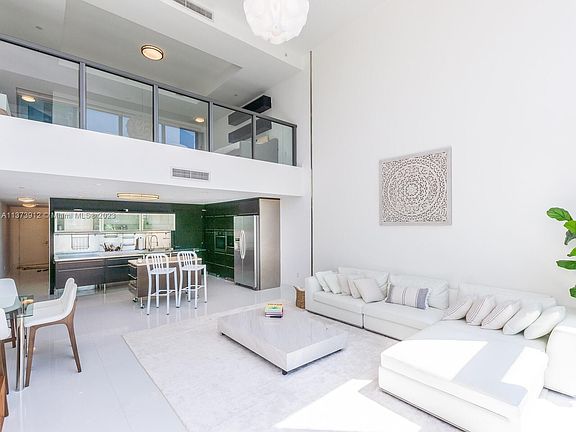 3rd image of 6000 Collins Ave APT 520