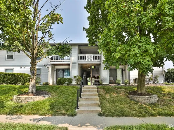 1615 Summergate Pkwy #M, Saint Charles, MO 63303