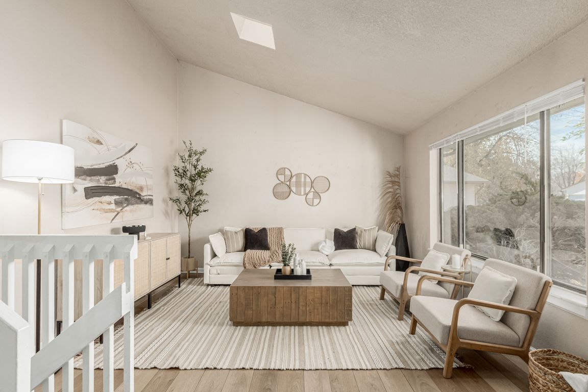 next background image