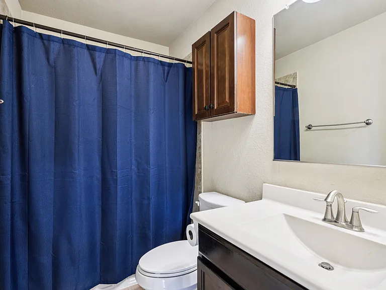 15937 Alvarado Dr — Photo 22