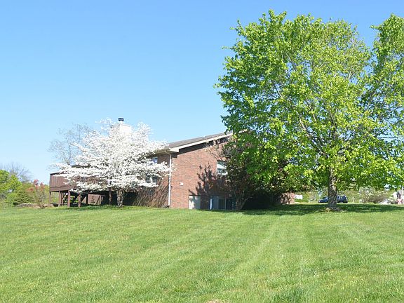 4th image of 2000 Stoney Creek Ct