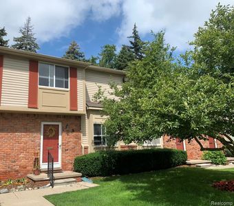 1813 Torquay Ave #7, Royal Oak, MI, 48073