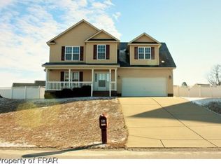 86 Scotland Dr, Spring Lake, NC 28390