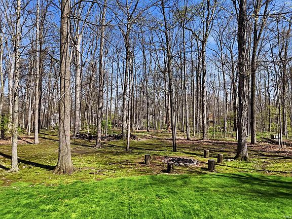 5th image of 10816 Country Wood Trl