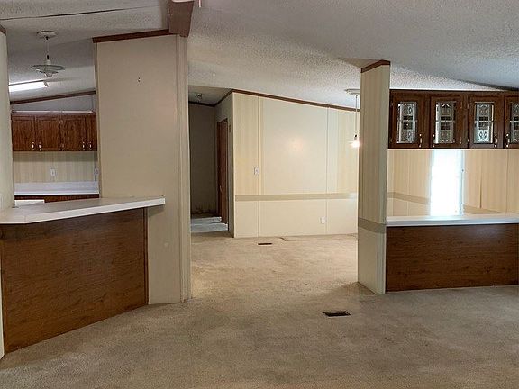 5th image of 80 Brooks Cove Dr