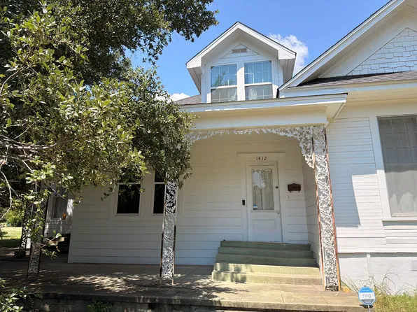 1412 N Wall St, Belton, TX 76513