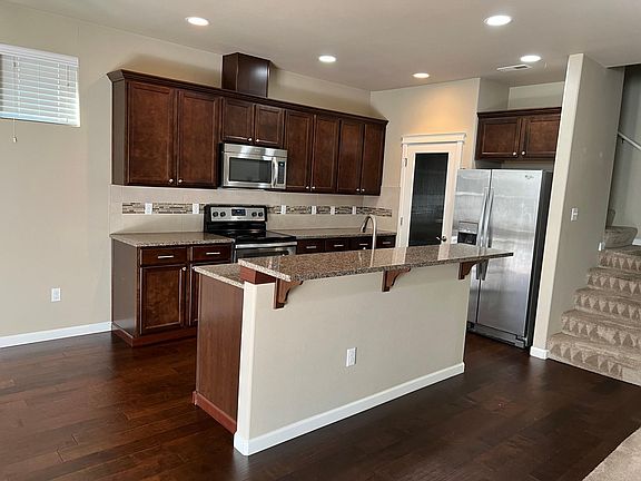4th image of 3834 Westar Ave SW