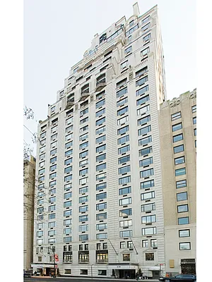 Sold by Sotheby's International Realty | media 17