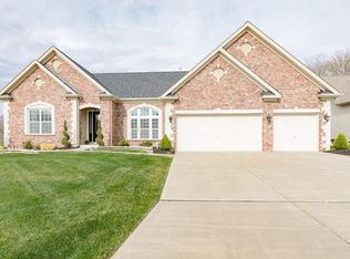 21 Wyndgate Valley Ct, Lake Saint Louis, MO 63367