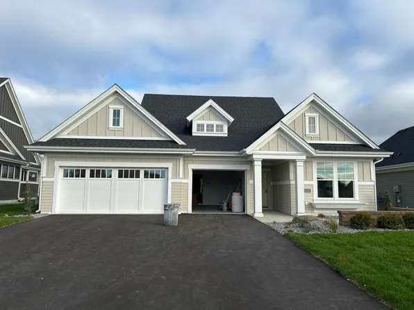 6300 Bluebell Ln, Chaska, MN 55318