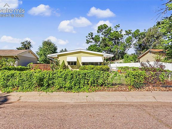 3rd image of 110 Linden Dr