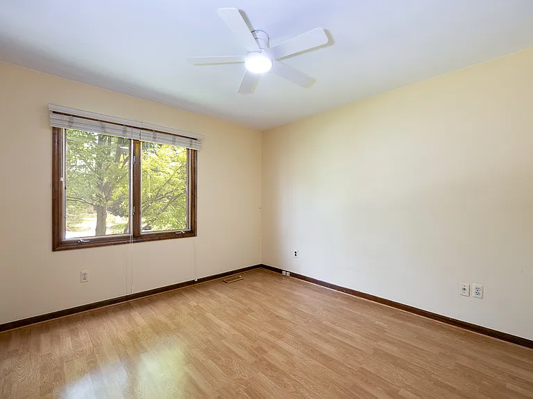 6275 Fairbrook Ct — Photo 44