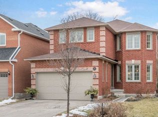 3841 Periwinkle Cres, Mississauga, ON L5N 6W8
