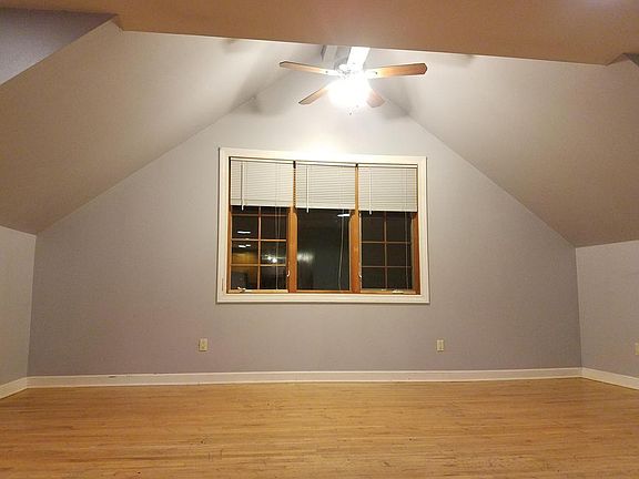4th image of 2941 N Downer Ave #A
