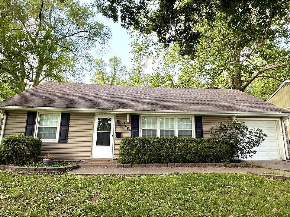 1st image of 7680 Rainbow Dr