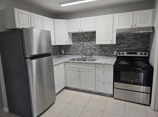 2260 NE Rustic Way, Jensen Beach, FL 34957