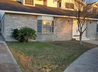 196 Falcon Blvd, Eagle Pass, TX 78852