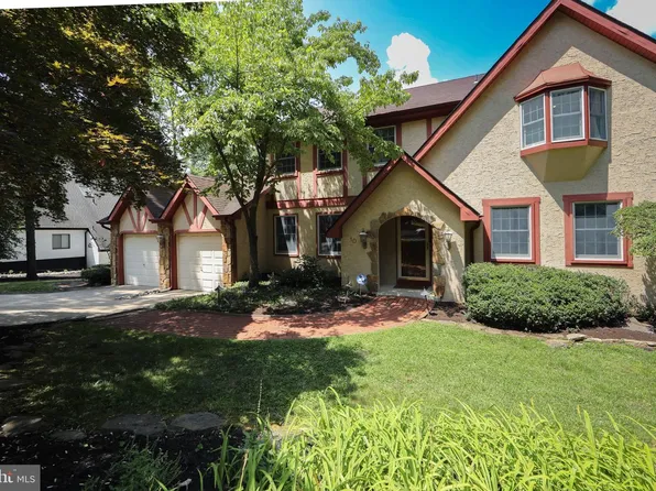 10 Chipley Run, Voorhees, NJ 08043