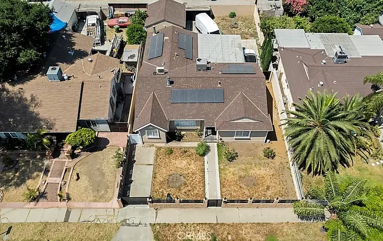 9261 Lev Ave — Photo 1
