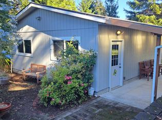 70188 Lakewood Rd, North Bend, OR 97459