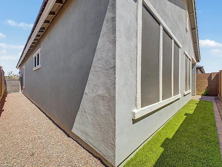 4412 N 203rd Dr — Photo 30