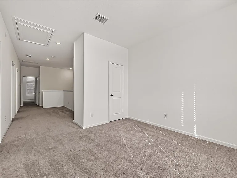 5558 Amber Brook Ln — Photo 31