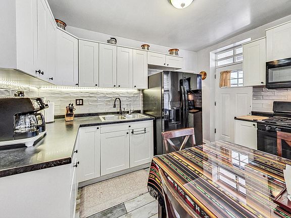 5th image of 5138 N Kimball Ave