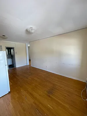 Rented by Nooklyn NYC LLC | media 23