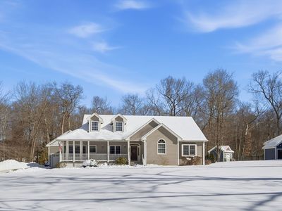 56 Old Lyman Rd, South Hadley, MA, 01075