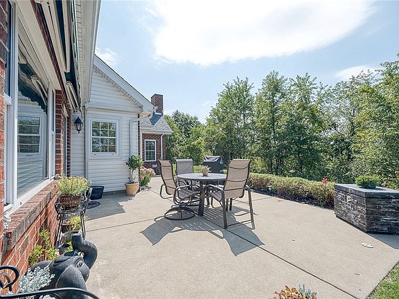 4th image of 5003 Whispering Pines Ln