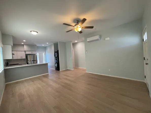 132 E Washington Ave, El Cajon, CA 92020