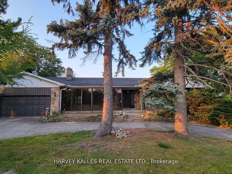 1st image of 48 Forest Grove Dr