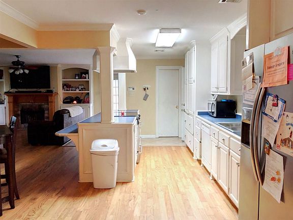 4th image of 101 Lewald Dr