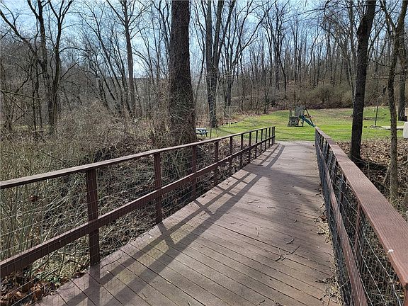 2nd image of 1257 Laurel Hill Rd