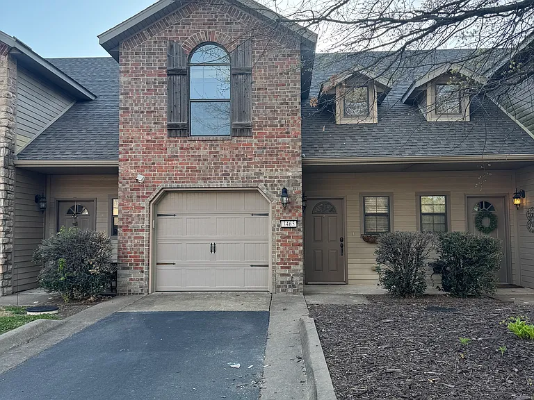 3465 W Chevaux Dr — Photo 1