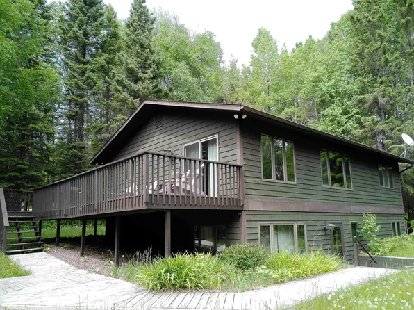 300 Caribou Trl, Lutsen, MN 55612