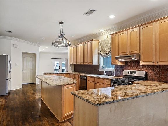 5th image of 6331 Catina St
